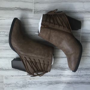 👡Brand new, brown booties👡